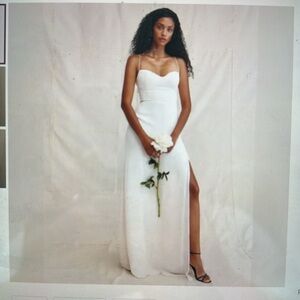Reformation. NWT. Melita Dress. Ivory. Size 4. Brand New with Tags. Never Worn.